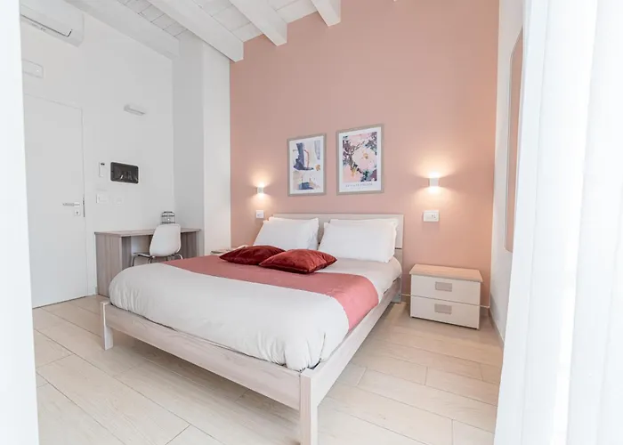 The Garden 3* Canistro